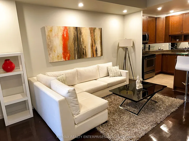 8 York St #2710 — Photo 13