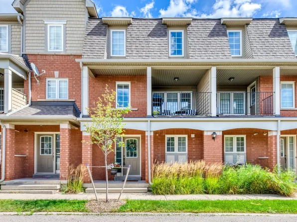 2360 Parkhaven Blvd #17, Oakville, ON L6H 7S6