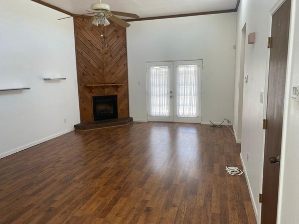 11632 Candelaria Rd NE
