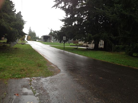 4th image of 12002 78th Ave E