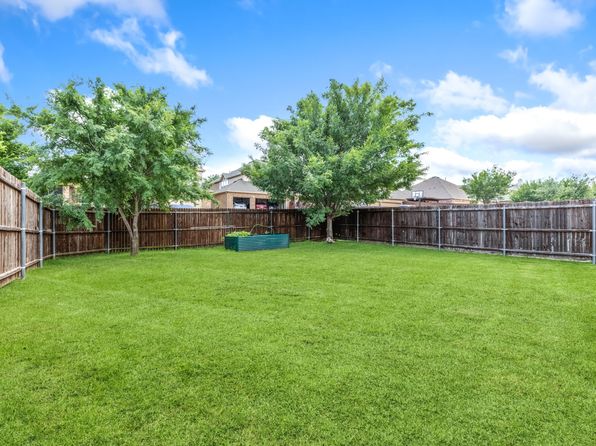 3506 Edinburgh Dr, Sachse, TX 75048