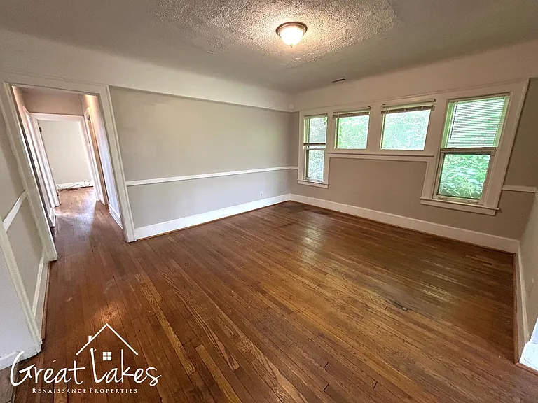 2531 Pingree St — Photo 11