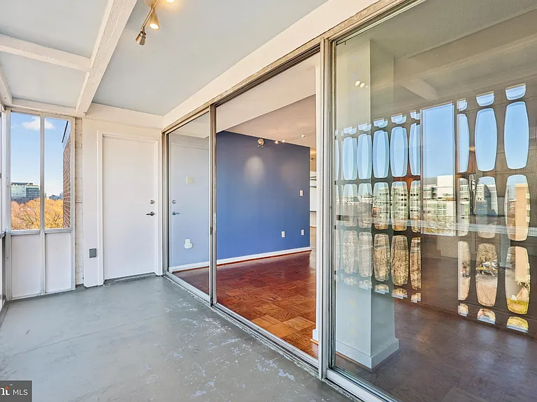 1301 Delaware Ave SW #N807 — Photo 12