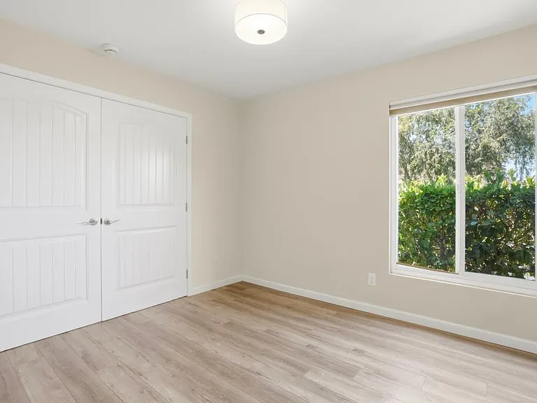 8879 Hillery Dr — Photo 11