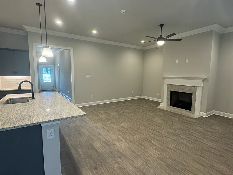 222 Norwell Ln — Photo 11