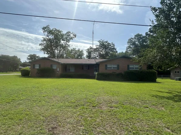 406 Park St, Ashford, AL 36312