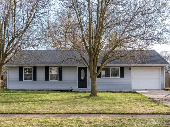 883 Corvette Ave, New Carlisle, OH 45344