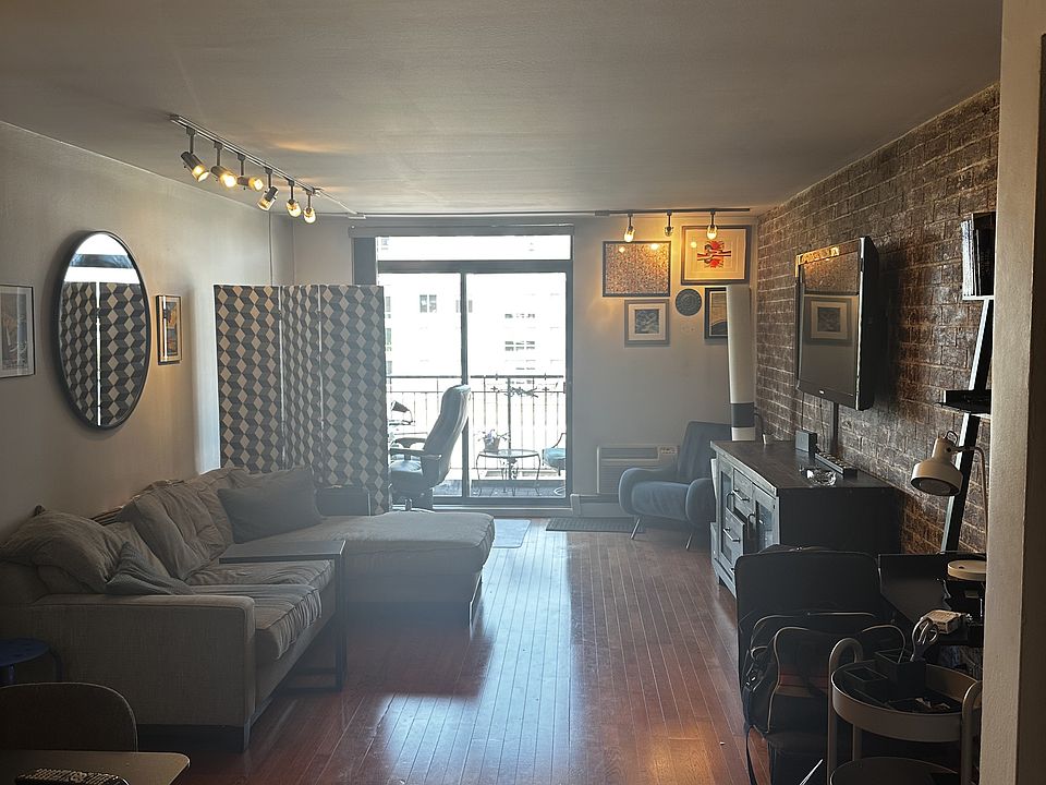 Main room: living/dining, facing balcony