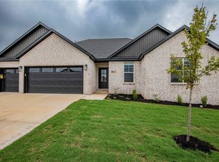 4917 Farmhouse St, Springdale, AR 72762