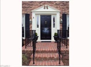 4140 Gladstonbury Rd, Winston Salem, NC 27104