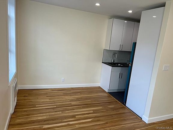 3rd image of 142-20 84 Drive #4D