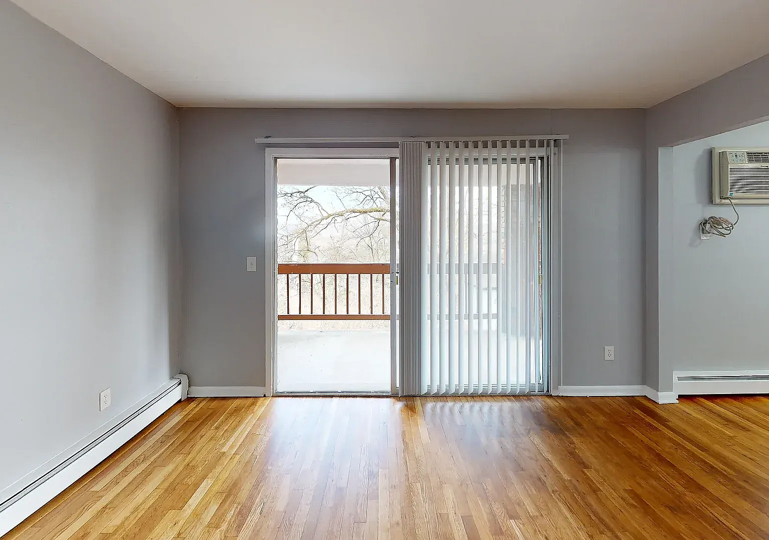 Ault Park View Condominiums - 5025 — Photo 2