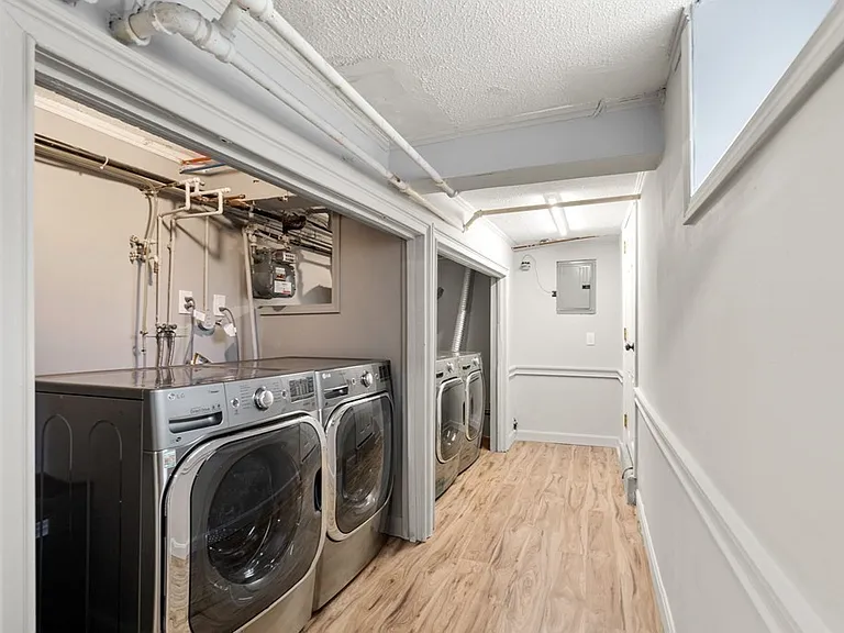 542 Eliot St #1 — Photo 9