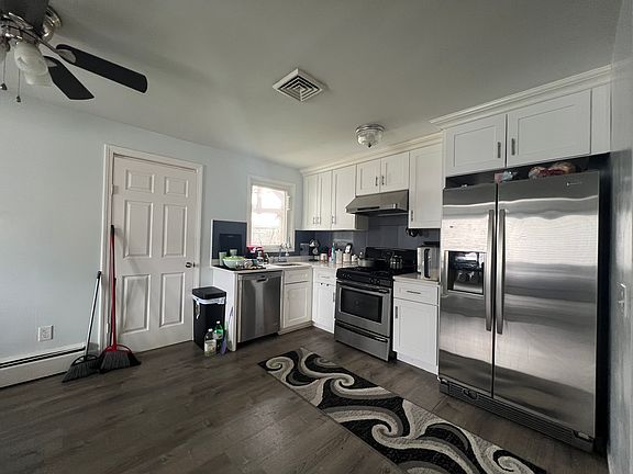 4th image of 28 Elena St #2A