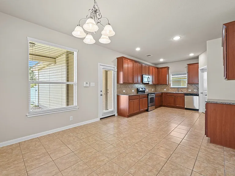 1804 Colorado Bend Dr — Photo 11