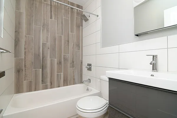 Rented by Compass | media 32