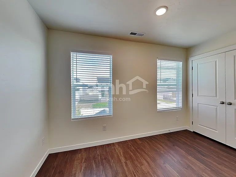 9364 W Shumard St — Photo 14