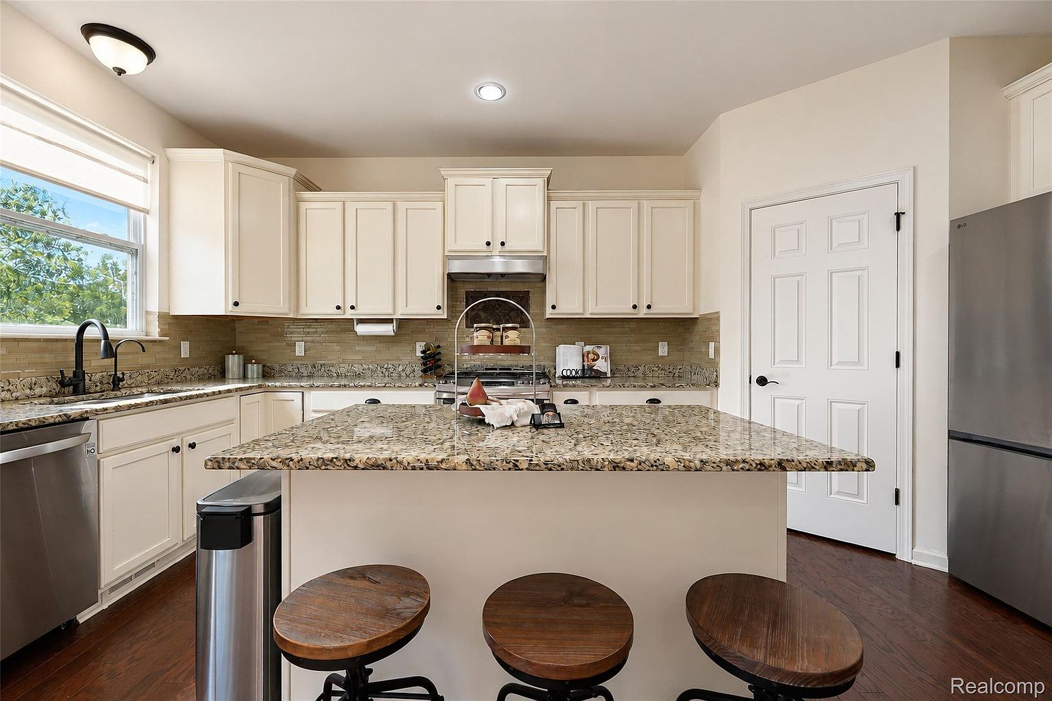27363 Victoria Rd, photo 13