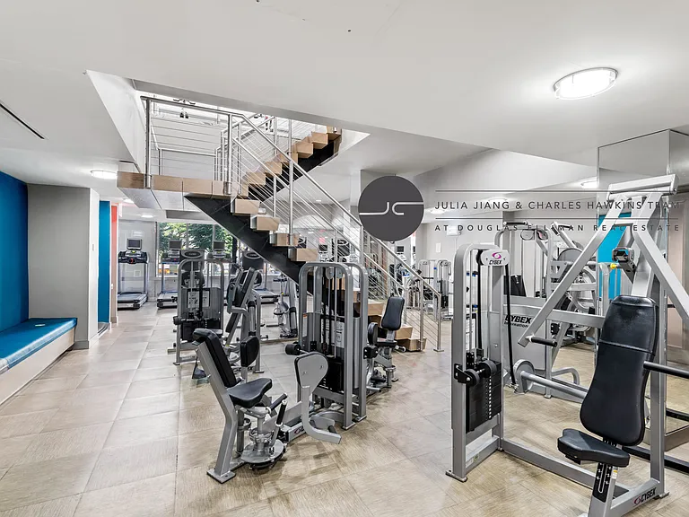 225 Rector Pl #4M — Photo 11