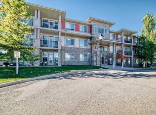 76 E Panatella Rd NW #106, Calgary, AB T3K 0V4