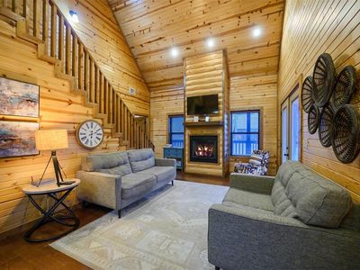 26 Muscadine Trl, Broken Bow, OK, 74728