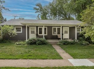 410 4th Ave SW, Mount Vernon, IA 52314