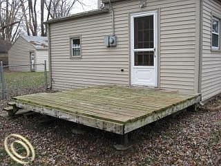 5th image of 20399 Beatrice St
