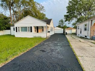 313 Grand Blvd, Loves Park, IL 61111