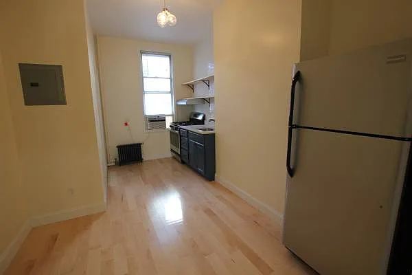 Rented by Bedford 6 Real Estate | media 19