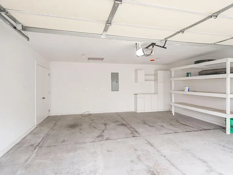 1151 SE Village View Ln — Photo 18