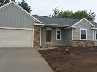 3110 Sandy Dr, Wyoming, MI 49418