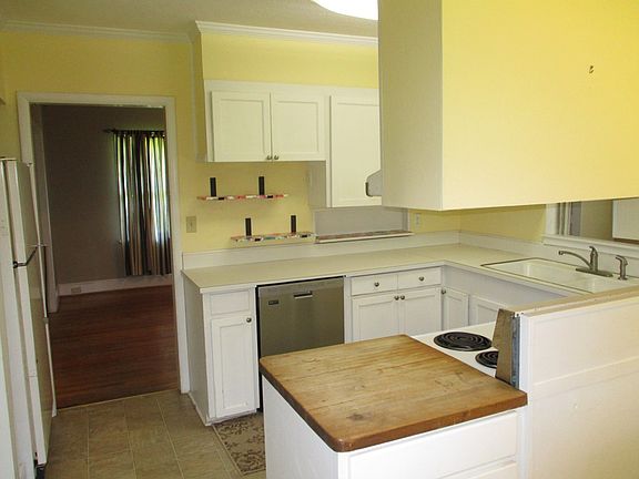 4th image of 307 Patton Dr