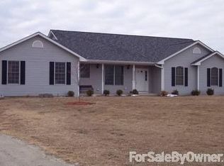 23319 Lucas Rd, Dekalb, IL 60115