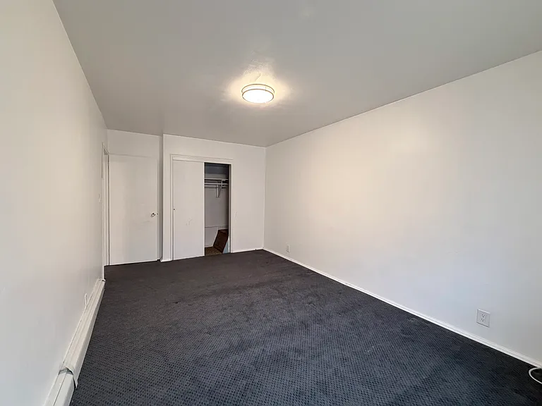 2028 E 60th St #2 — Photo 11
