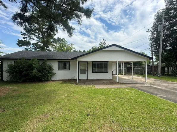 700 W Caddo Ave, Wilburton, OK 74578