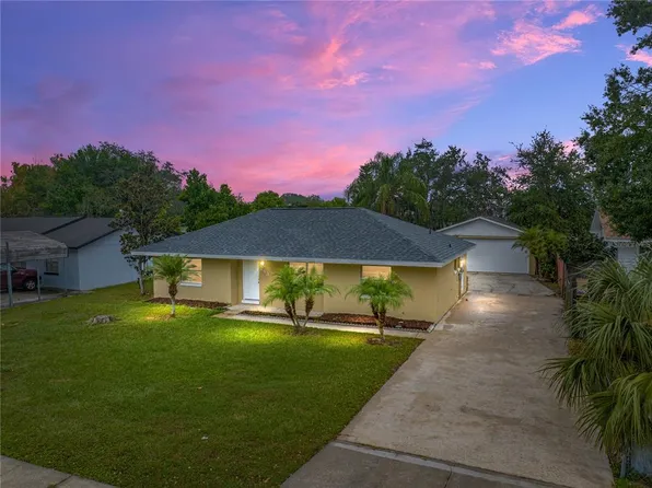 263 Cherry Laurel Ln, Winter Haven, FL 33880