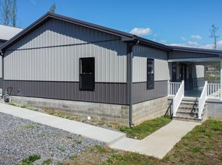 52 Kentucky Ave, Gilbertsville, KY 42044