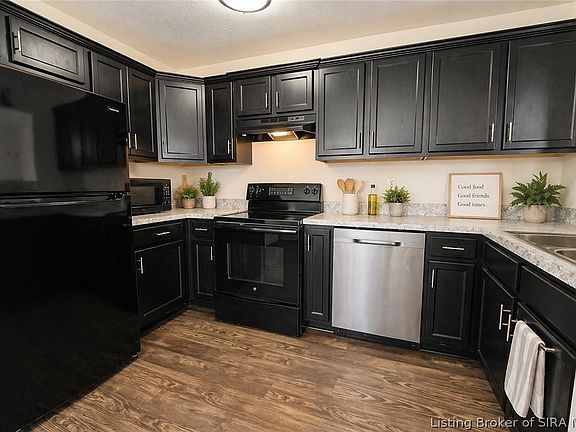 4th image of 1514 Saint Joe Court #1514