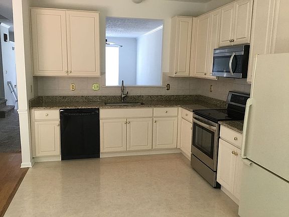 4th image of 244 Cayman Ct