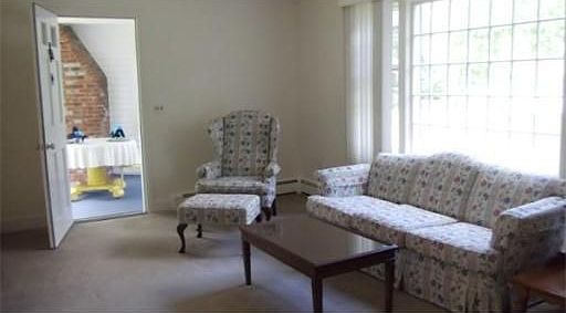 5th image of 223 Pond St #2