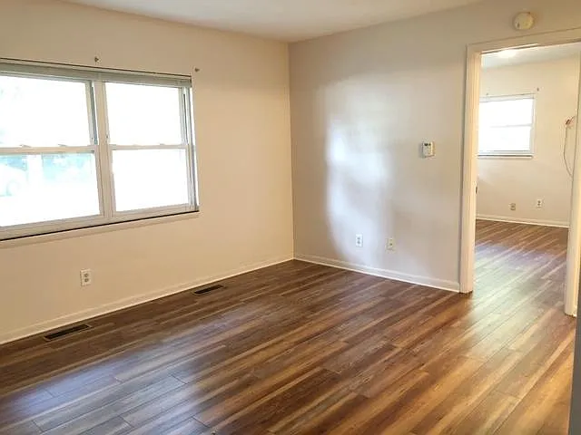 1387 Forest Glen Dr #2 — Photo 7