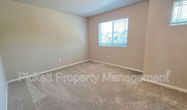 1032 Baker Heights Loop — Photo 32