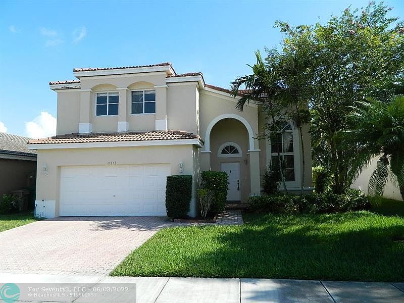 1st image of 10645 SW 17th Pl