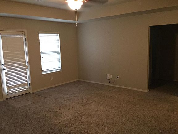 2nd image of 3107 SW Hillstone Ave