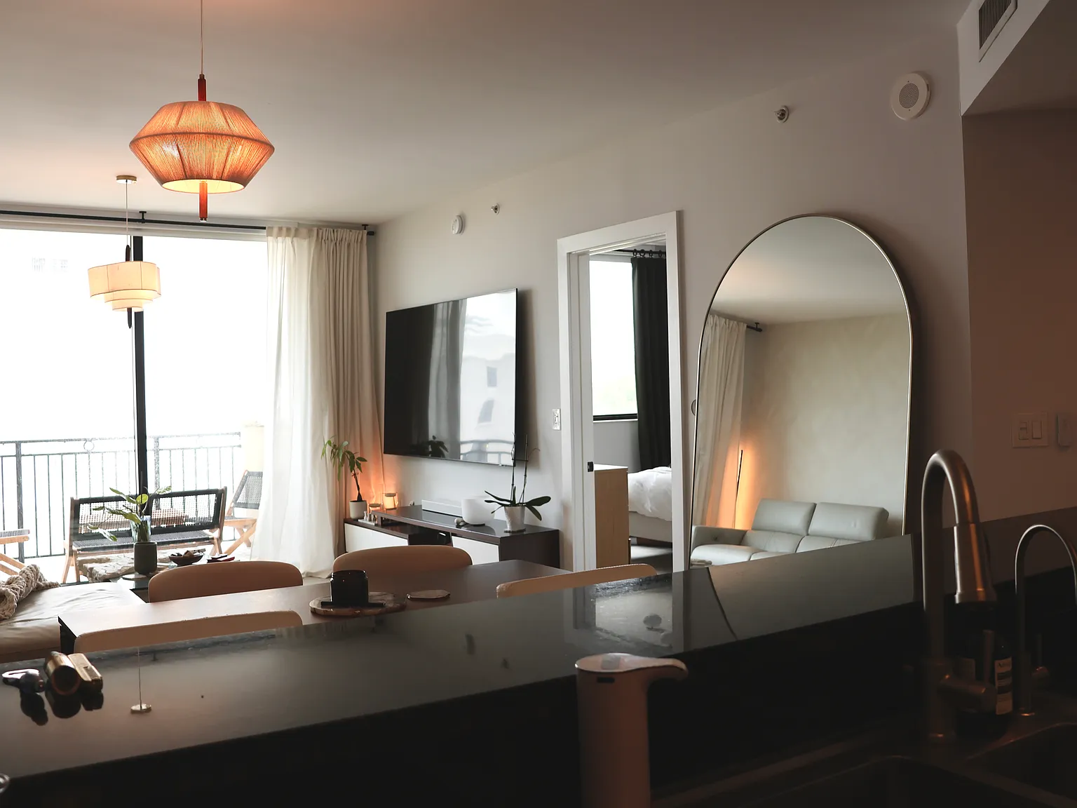 1 bed, 1.5 bath, 780 sqft, $3,200 — Photo 4