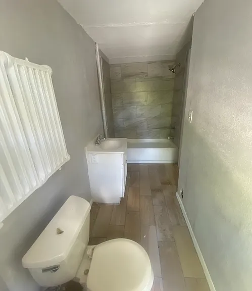 2572 McCulloh St — Photo 16