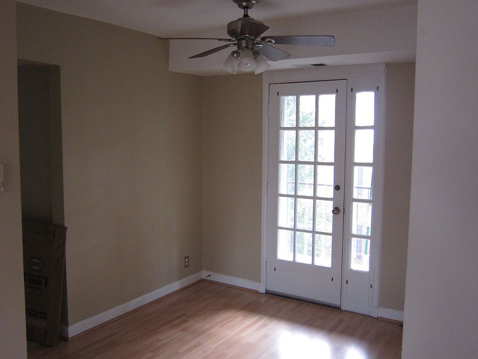 1st image of 2888 S Buchanan St APT B1