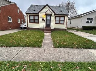 8493 Jewett Ave, Warren, MI 48089