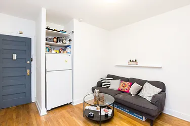 Sold by Lizmar Asset Management LLC