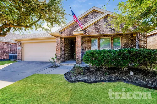 1812 Fairbanks Dr Photo 1